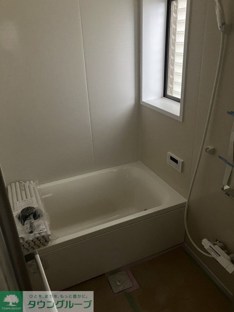 バス・シャワールーム　※同建物同タイプ間取り別室の設備施工例です　現況優先