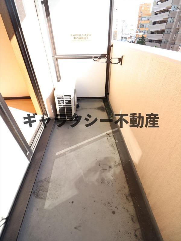 バルコニー　南東向きのバルコニー