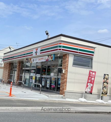コンビニ　セブンイレブン（コンビニ）まで987m