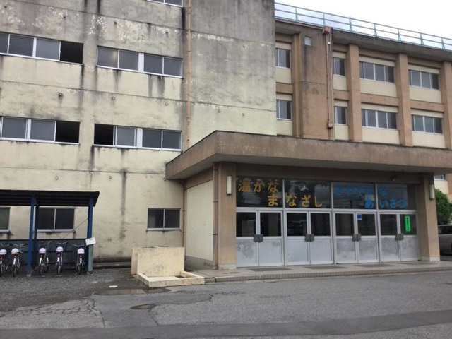 中学校　栃木市立栃木西中学校（中学校）まで381m