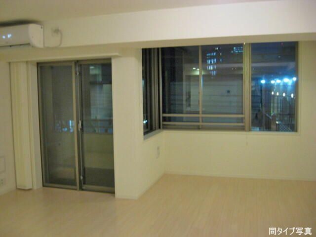 居室・リビング　別タイプ部屋　参考写真です