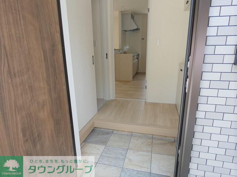 玄関　★お部屋探しは株式会社タウンハウジング東京まで★