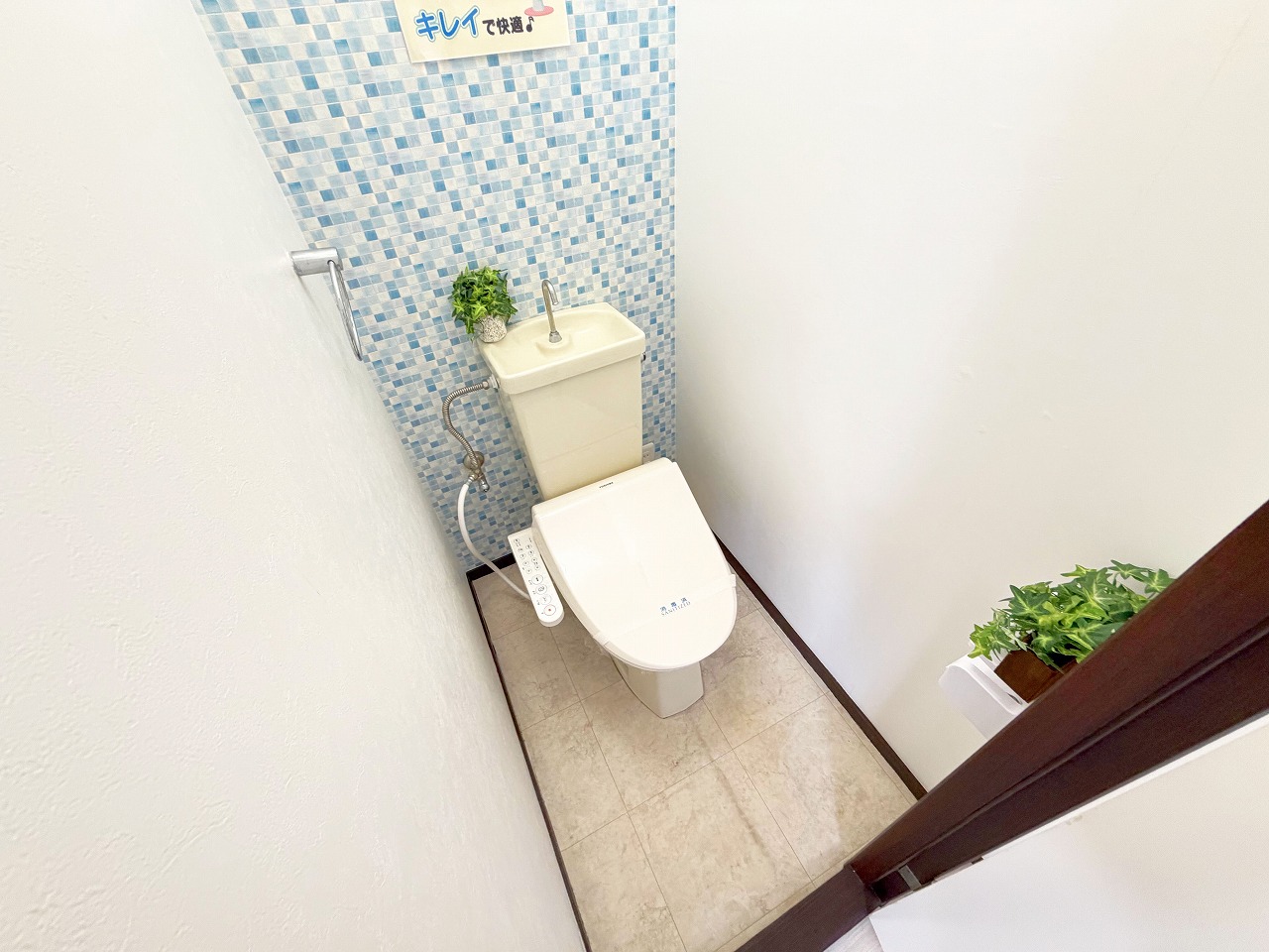 ＪＲ宇野線 大元駅 徒歩25分 3階建 築42年のトイレ写真