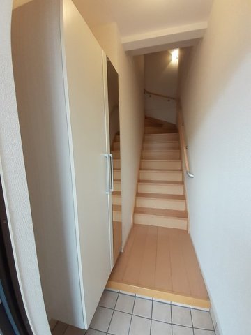 玄関　落ち着いた玄関です