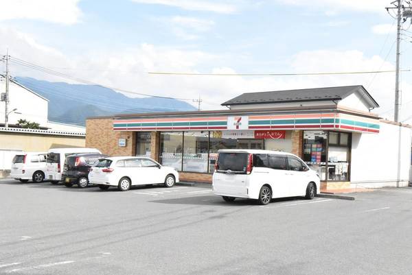 コンビニ　セブンイレブン増穂長沢店（コンビニ）まで35m