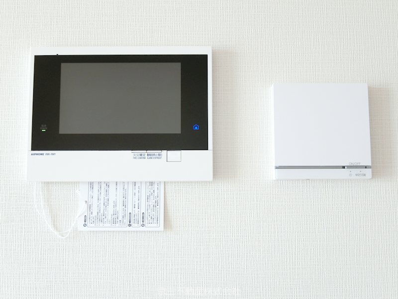セキュリティ　TVモニターフォン、床暖房リモコン
