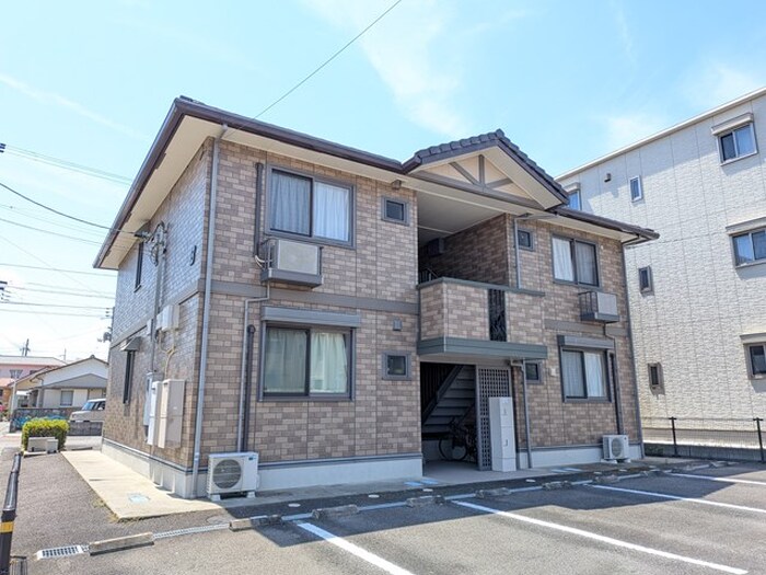 建物外観　建物外観を気になさる方へ、見た目の良い物件です