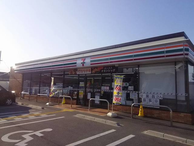 コンビニ　セブンイレブン野洲行畑1丁目店（コンビニ）まで1176m