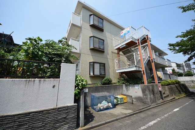 建物外観　★緑の多い、住みよいエリアに建つマンション★