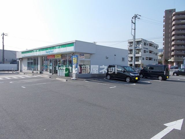 コンビニ　ファミリーマート光虹ヶ丘店（コンビニ）まで1419m