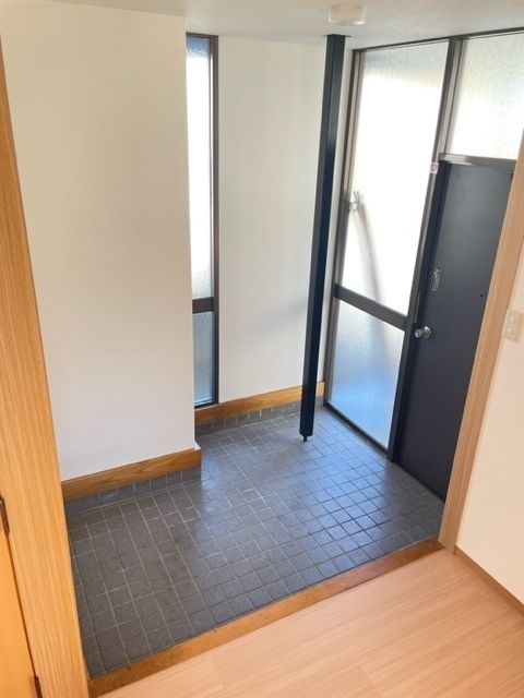 玉村町藤川戸建住宅の玄関写真