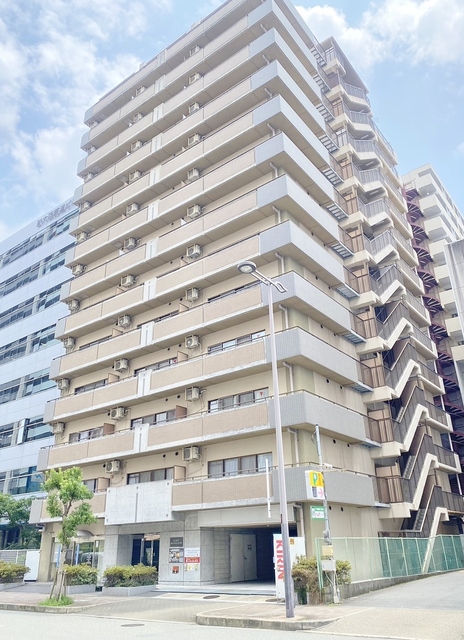 建物外観　新大阪近くの大型マンション