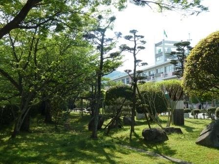高校・高専　福岡女子商業高等学校（高校・高専）まで1084m