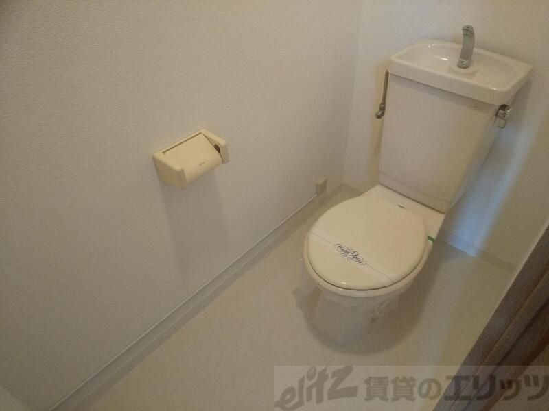 サンクリエイト江坂のトイレ写真