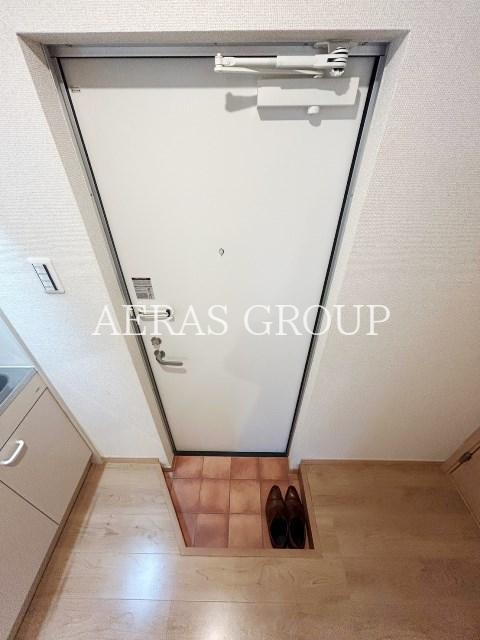 玄関　別部屋同仕様タイプ