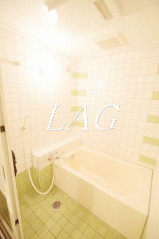 バス・シャワールーム　お風呂です。