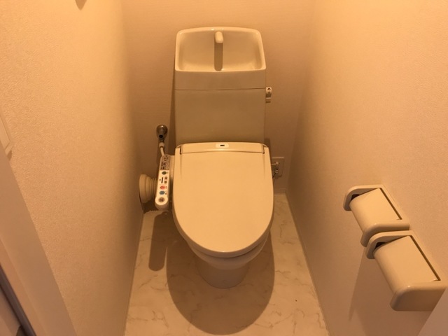 トイレ　トイレもきれいです