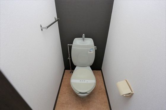トイレ　※別部屋の写真です