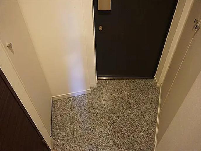 クレール千代田岩本町の玄関写真