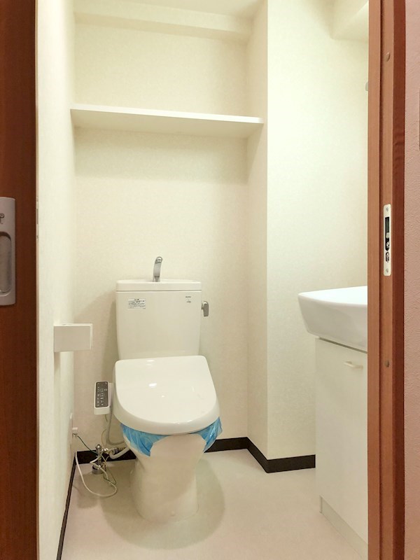 小田急線 生田駅 徒歩3分 7階建 築20年のトイレ写真