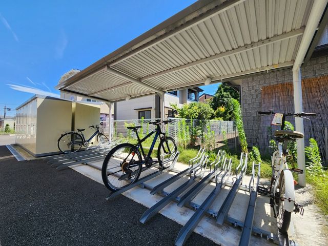 ＪＲ東北本線 南仙台駅 バス乗車時間：12分 最寄りバス停で下車 徒歩5分 3階建 築7年の外観写真