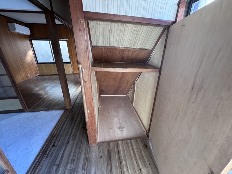 鈴蘭台東町5丁目戸建ての内装写真