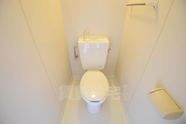 南海泉北線 深井駅 徒歩9分 3階建 築28年のトイレ写真