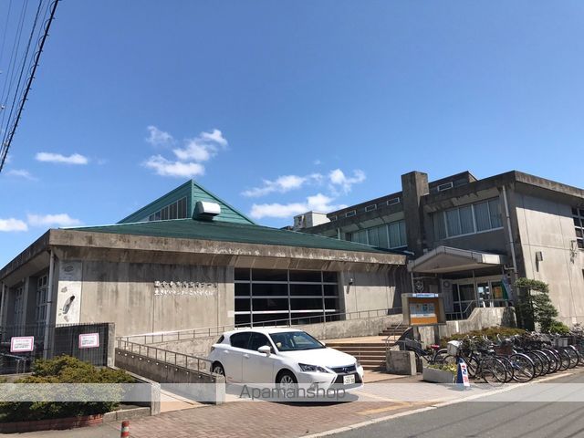 その他　市民プール（その他）まで331m