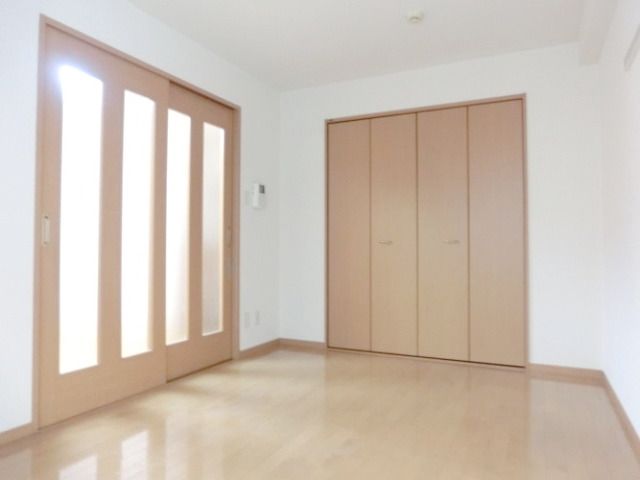 その他部屋・スペース　★６帖の洋室★