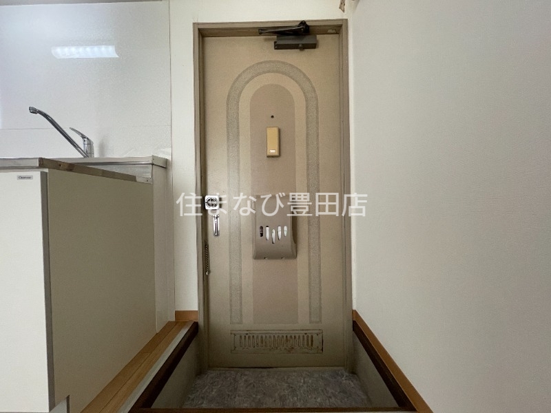 Maison Sumiyoshi1の玄関写真