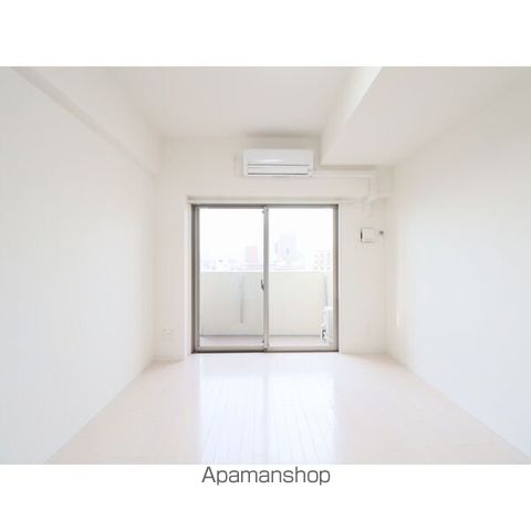 The Residence Imaikeの居間写真