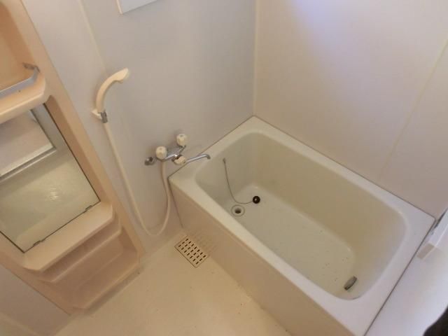 バス・シャワールーム　追焚　換気窓あり