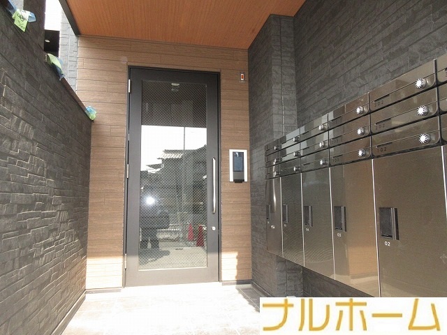 ＪＲ関西本線 加美駅 徒歩12分 3階建 築1年の外観写真