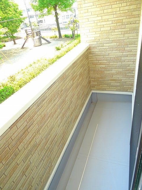 バルコニー　南向きです。