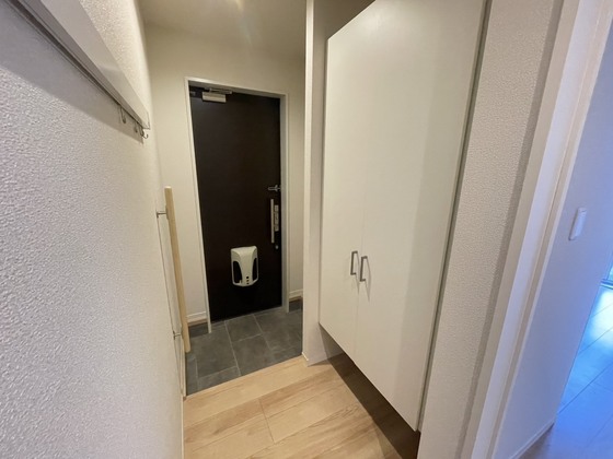 玄関　※別部屋の写真です