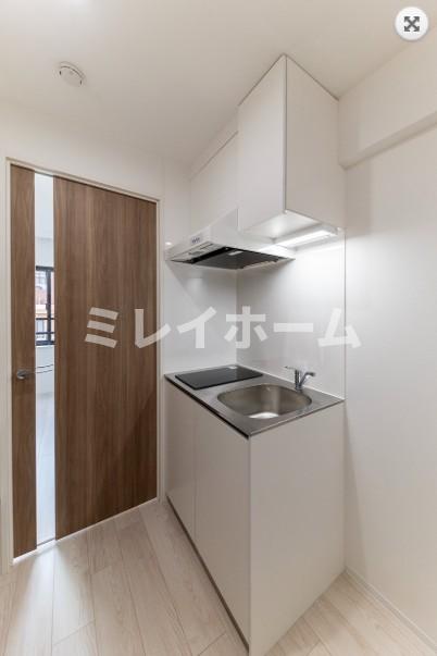 キッチン　同建物内、別のお部屋の参考写真になります。