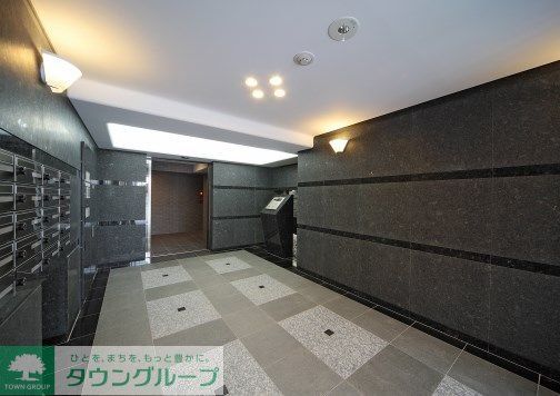 ルーブル駒沢大学参番館の外観写真