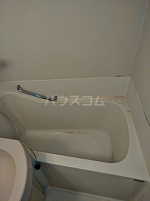 ローズガーデン36番館の風呂写真