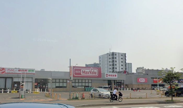スーパー　マックスバリュ琴似3条店（スーパー）まで350m