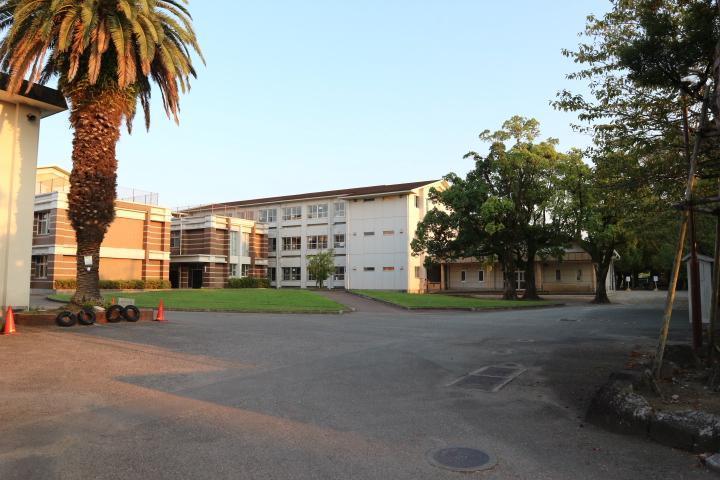 【ビスタリー原池田の小学校】