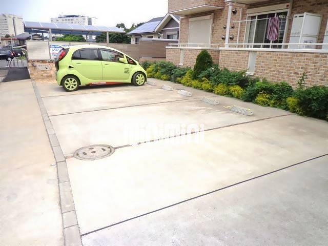 駐車場　参考写真です。