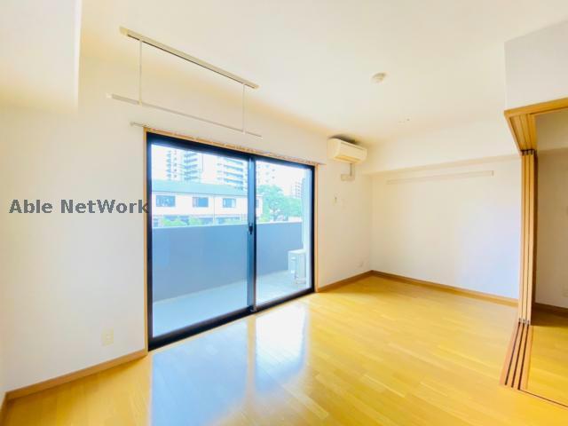 居室・リビング　同型タイプ