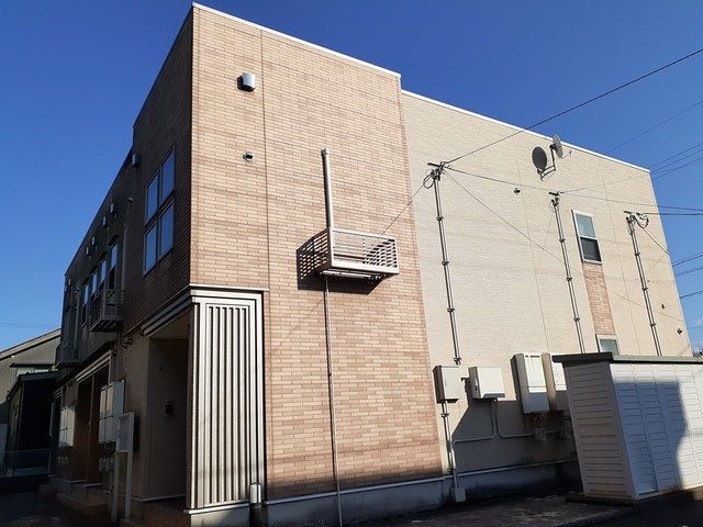 鯖江市住吉町のアパートの建物外観