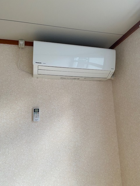 その他設備　エアコン１台