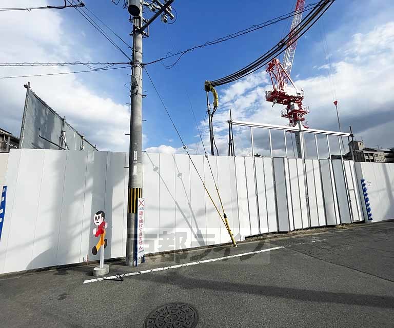 【エステムコート京都祥邸の建物外観】