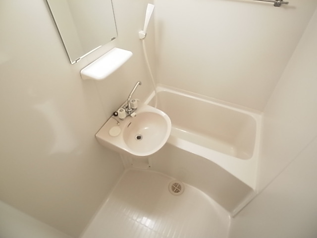 バス・シャワールーム　バスルーム