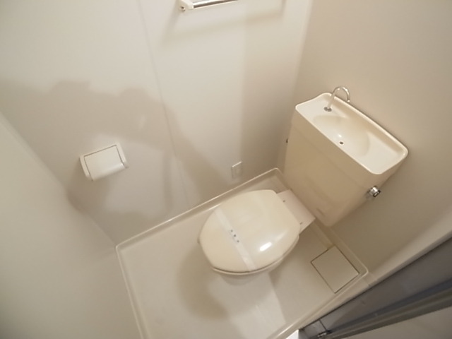 トイレ　お風呂・トイレ別のセパレート