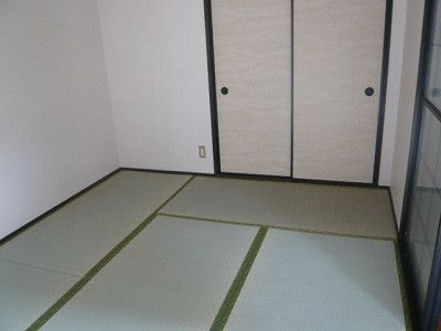 ノースヒルズの居間写真