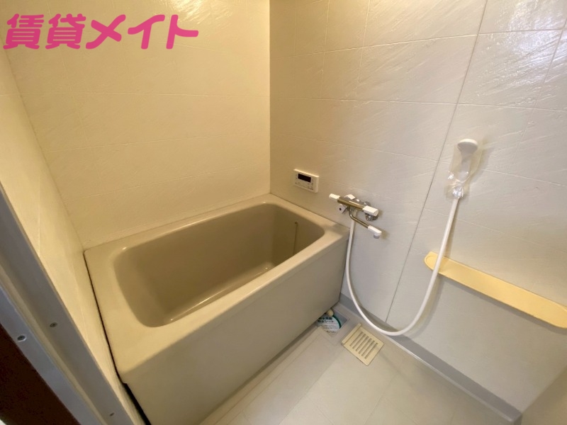 バス・シャワールーム　同型参考写真