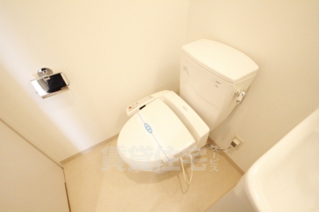南海高野線 堺東駅 徒歩4分 15階建 築19年のトイレ写真